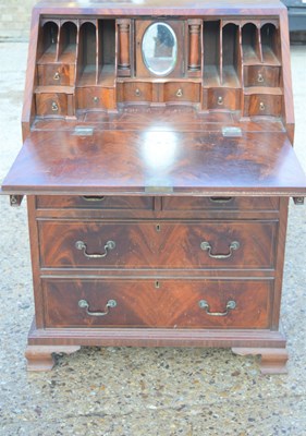 Lot 379 - A 20th century mahogany inlaid bureau, the...