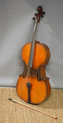 Lot 301 - An early 20th century cello and bow with soft...