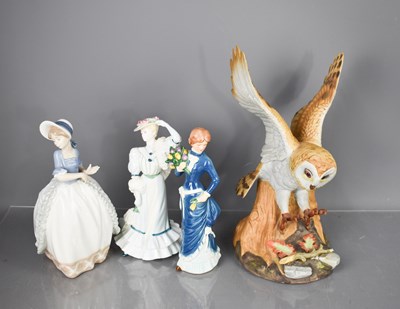 Lot 147 - An Alfretto porcelain owl, Nao lady figurine,...