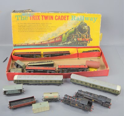 Lot 31 - A boxed Twix Twin cadet railway (part) set...