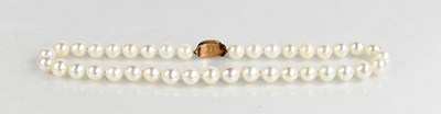 Lot 282 - A string of thirty eight cultured pearls, of...