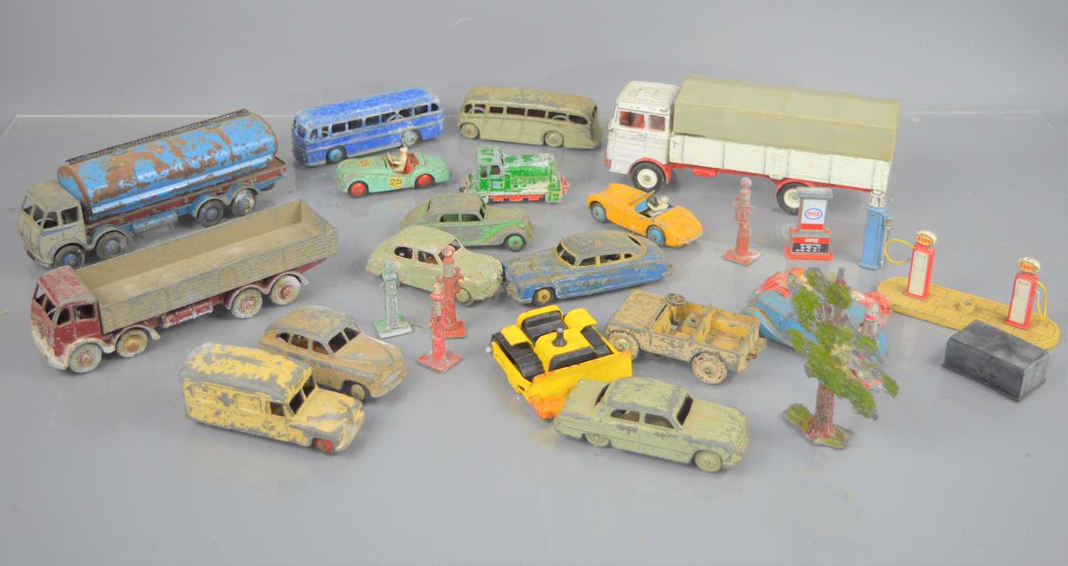 Lot 67 - A group of Dinky Meccano model vehicles to...