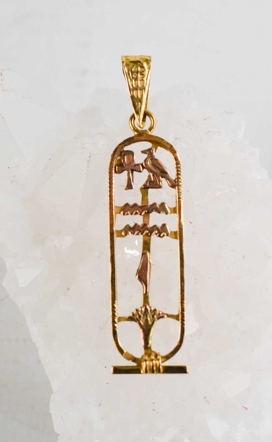 Lot 455 - A gold (untested) Egyptian pendant, 2g.