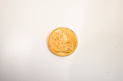 Lot 40 - A George V full gold sovereign dated 1911.
