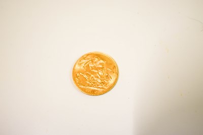 Lot 59 - A George V full gold sovereign dated 1912.