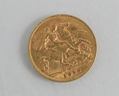 Lot 136 - An Edward VII half gold sovereign dated 1910.