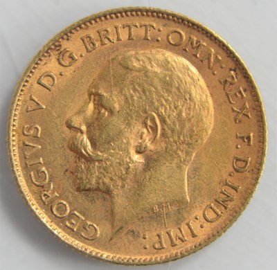 Lot 165 - A George V gold half sovereign dated 1913.