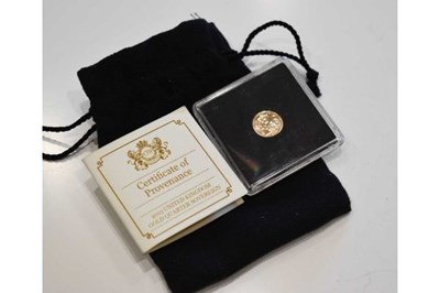 Lot 249 - A 2013 gold quarter sovereign with certificate.