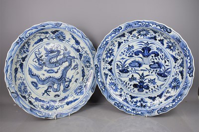 Lot 127 - A pair of large and impressive blue and white...