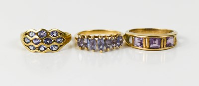 Lot 105 - A 10ct gold and tanzanite seven stone ring,...