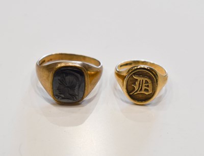 Lot 101 - Two 9ct gold signet rings, one set with an...