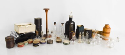 Lot 29 - A group of chemist collectibles and other...