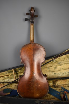 Lot 59 - An antique violin with Antonius Stradivarius...