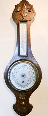 Lot 289 - A 20th century wheel barometer, the case...