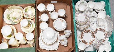 Lot 259 - A large quantity of tea ware to include Royal...