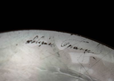 Lot 141 - A Lalique trinket box, with similar/matched...