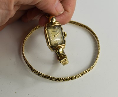 Lot 53 - A 9ct gold cased lady's wrist watch with...