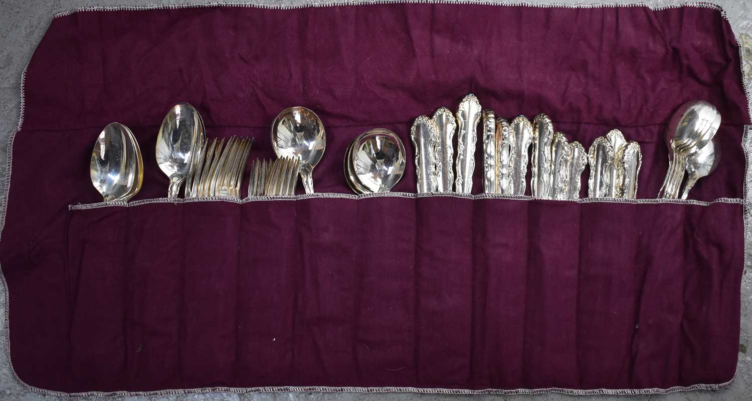 Lot 59 - A group of silver plated flatware, two boxed...