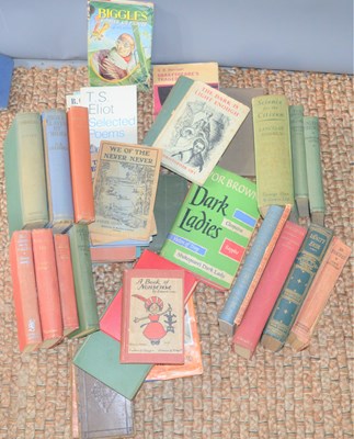 Lot 234 - A large quantity of collectable books to...