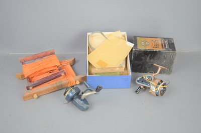 Lot 297 - A boxed J.W Young Ambidex mark six fishing...