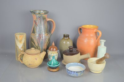 Lot 97 - A group of studio pottery to include large...