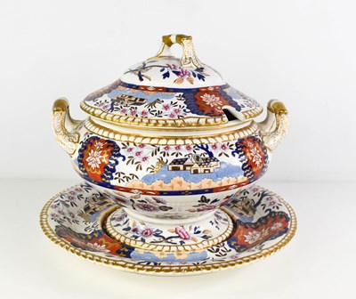 Lot 108 - A 19th century Spode Imperial earthenware soup...