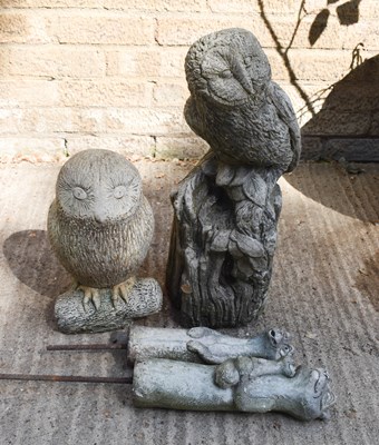 Lot 470 - A group of reconstituted stone garden...