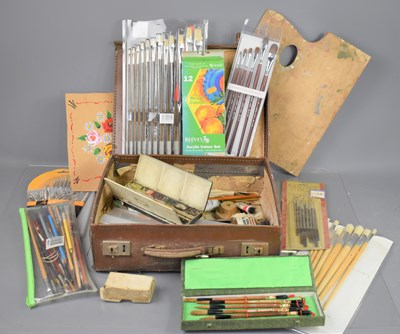 Lot 265 - A group of artist paints and paint brushes to...