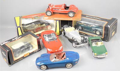 Lot 201 - A group of 1:18 scale diecast model cars to...