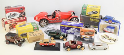 Lot 179 - A group of diecast model cars, some boxed, to...