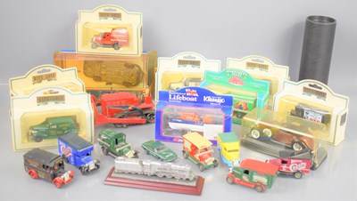 Lot 178 - A group of diecast vehicles to include a boxed...