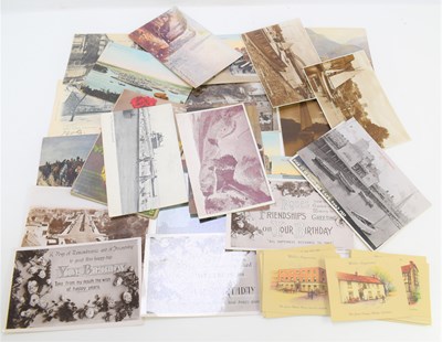 Lot 449 - A group of vintage postcards, some Edwardian...