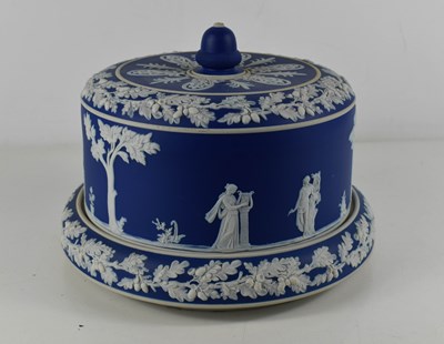 Lot 414 - A Wedgwood blue and white stilton cheese dish...