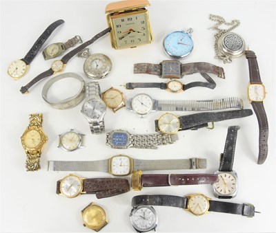 Lot 83 - A group of vintage watches to include Citizen,...
