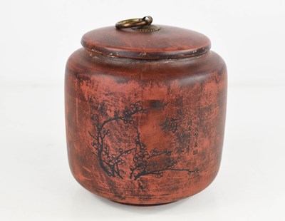 Lot 16 - A Chinese terracotta jar and cover / tea...