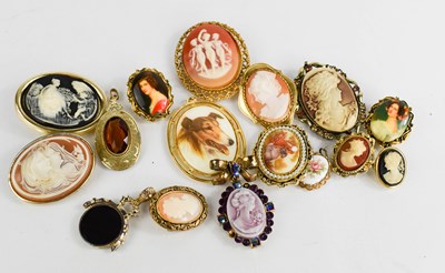 Lot 217 - A group of vintage cameo and portrait brooches...