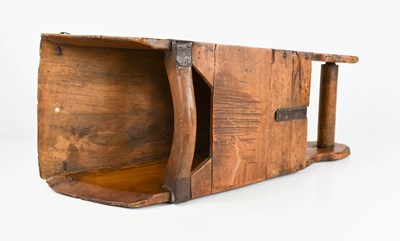 Lot 134 - A 19th century oak grain scoop, 55cms long
