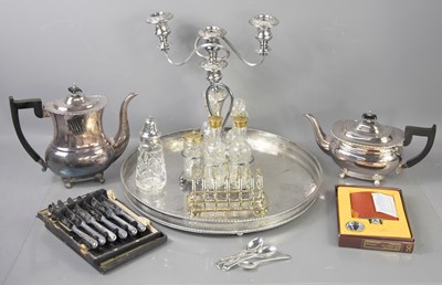 Lot 314 - A group of silver plate and other items to...