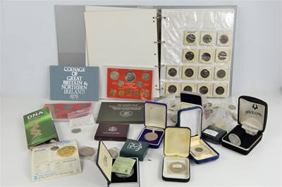 Lot 385 - A quantity of GB coinage and commemorative...