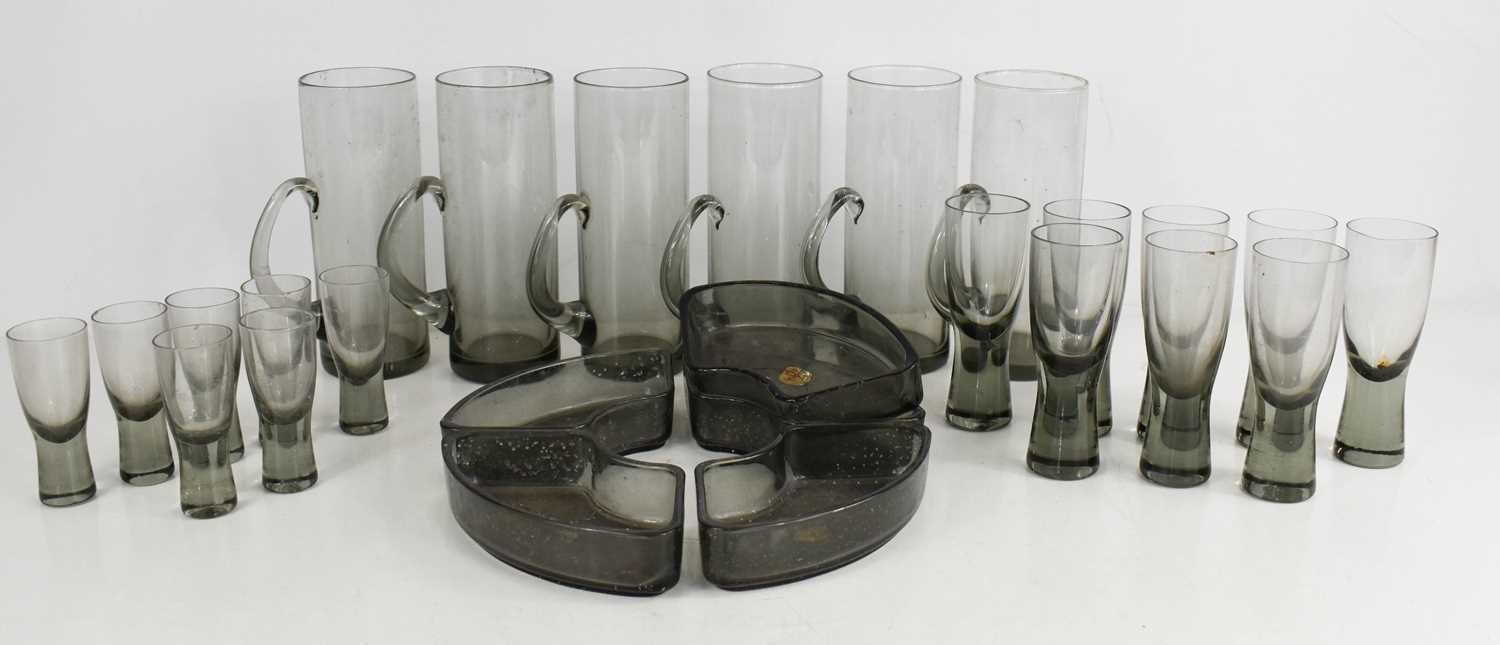 Lot 300 - A selection of mid-century Holmguard glassware,...