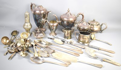 Lot 410 - A group of silver plated items to include...