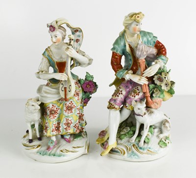 Lot 515 - A pair of 18th century Derby porcelain figures,...