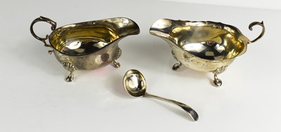 Lot 418 - Two silver sauce boats, together with a...