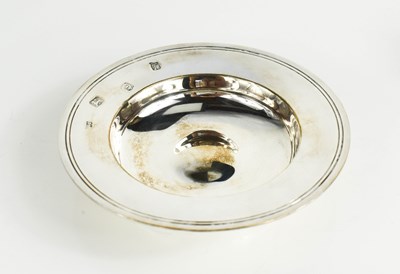 Lot 396 - A silver trinket dish, by William Comyns &...