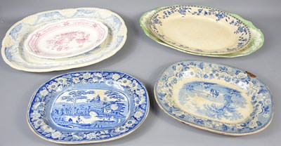 Lot 527 - Two 18th century blue and white meat platters...