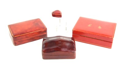 Lot 216 - A group of leather jewellery boxes to include...