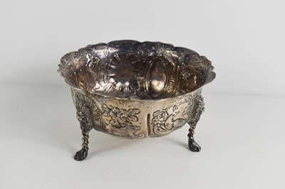 Lot 368 - A Victorian silver bowl decorated with birds...