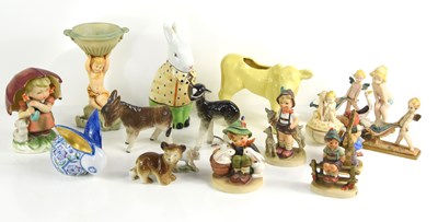 Lot 186 - A group of animal ornaments and figurines to...