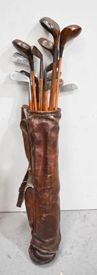 Lot 363 - A set of vintage golf clubs, to include Benny...