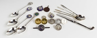 Lot 11 - A group of silver and silver gilt medals and...